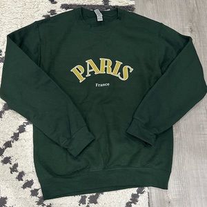 New Paris Gildan Sweatshirt
